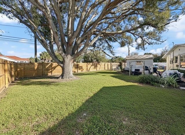 122 ALGIERS DRIVE, Venice, FL 34293