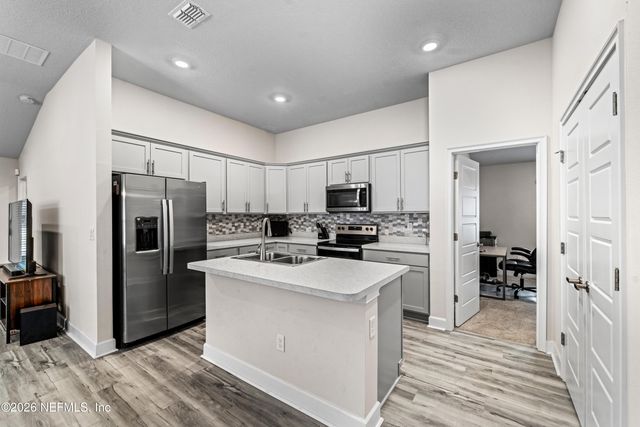 5848 GILCHRIST OAKS Court, Jacksonville, FL 32219