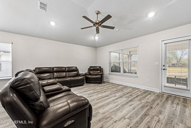 5848 GILCHRIST OAKS Court, Jacksonville, FL 32219