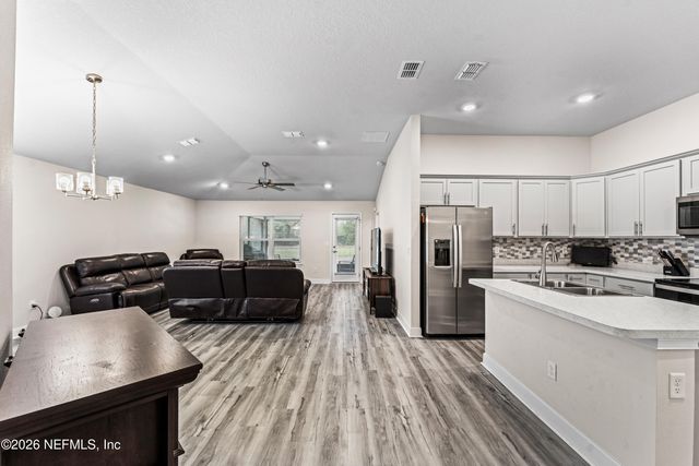 5848 GILCHRIST OAKS Court, Jacksonville, FL 32219