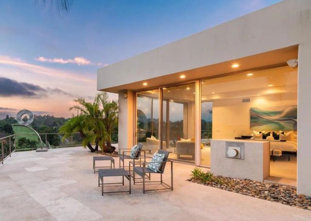 3310 Caminito Daniella, Del Mar, CA 92014