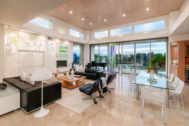 3310 Caminito Daniella, Del Mar, CA 92014