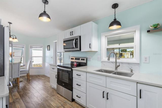 9027 KESTRAL CIRCLE, Englewood, FL 34224