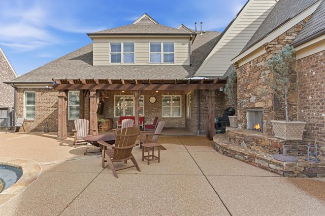 1301 CONSER ST, Collierville, TN 38017