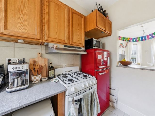 311 Allston St 6, Boston, MA 02135