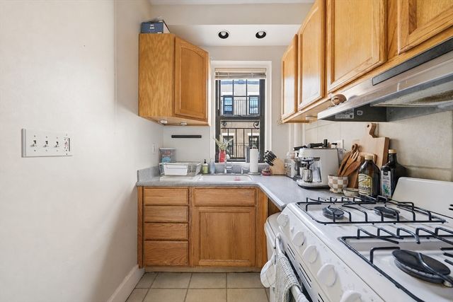 311 Allston St 6, Boston, MA 02135