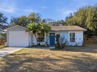 2725 GLENVIEW DRIVE, Land O Lakes, FL 34639