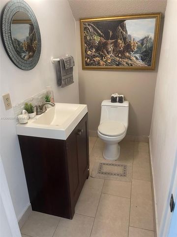 13539 SW 62nd St 131, Miami, FL 33183