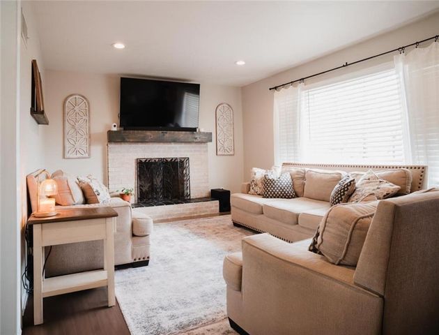 8308 N Troost Avenue, Kansas City, MO 64155