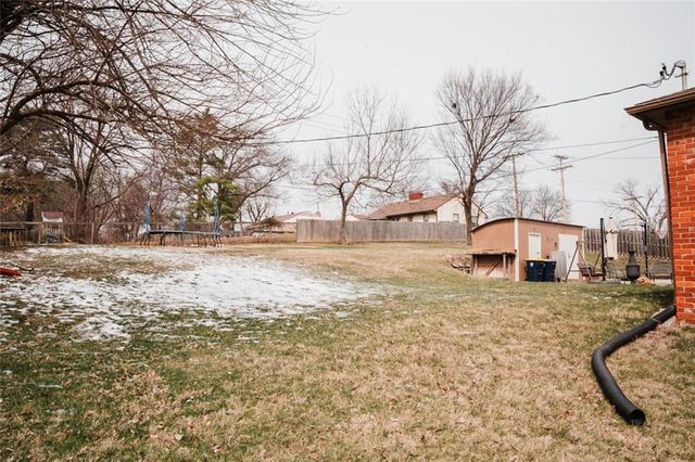 8308 N Troost Avenue, Kansas City, MO 64155