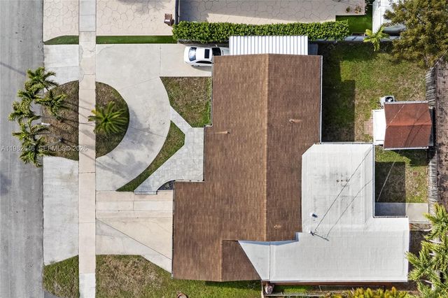 4660 W 9th Ave, Hialeah, FL 33012