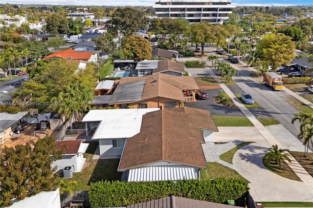 4660 W 9th Ave, Hialeah, FL 33012