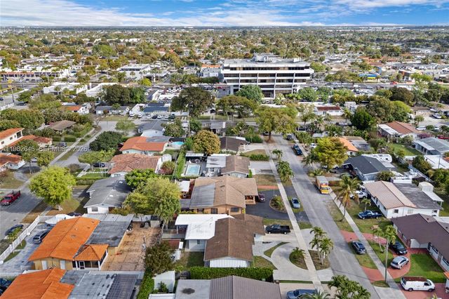 4660 W 9th Ave, Hialeah, FL 33012