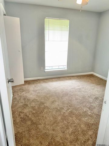 11893 Catalpa St, Baton Rouge, LA 70815