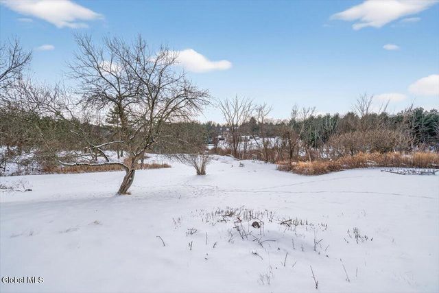 3921 Route 20, Schodack, NY 12123