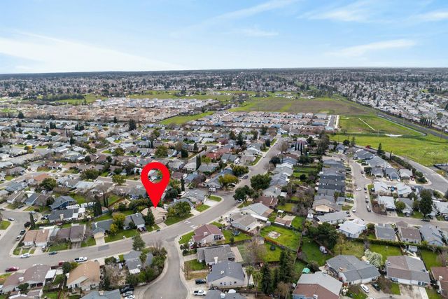 7717 VALLEY WOOD Dr, Sacramento, CA 95828