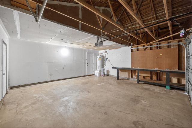 7717 VALLEY WOOD Dr, Sacramento, CA 95828