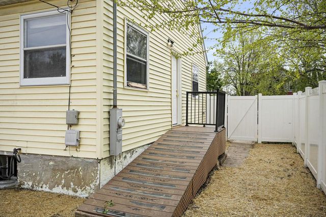 2830 Hoard Street, Madison, WI 53704