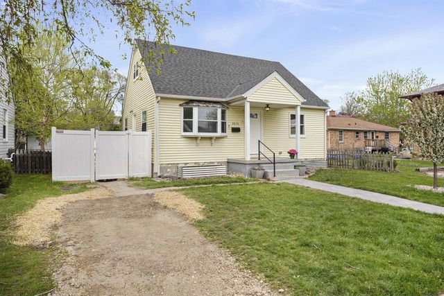 2830 Hoard Street, Madison, WI 53704