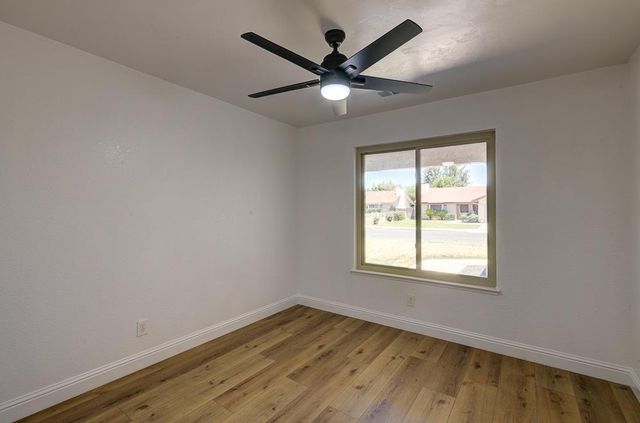 3221 N Hanover Avenue, Fresno, CA 93722