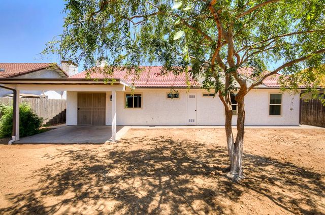 3221 N Hanover Avenue, Fresno, CA 93722