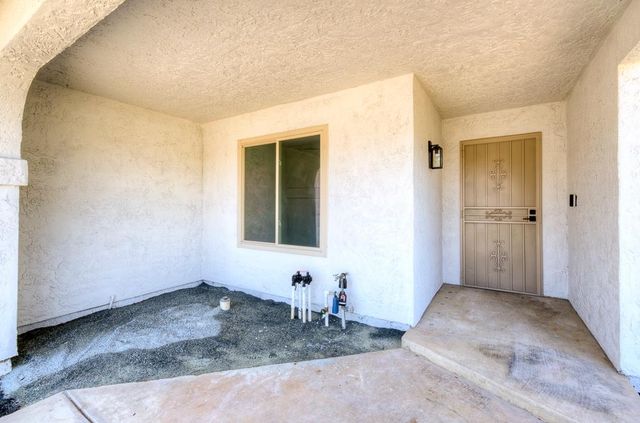 3221 N Hanover Avenue, Fresno, CA 93722