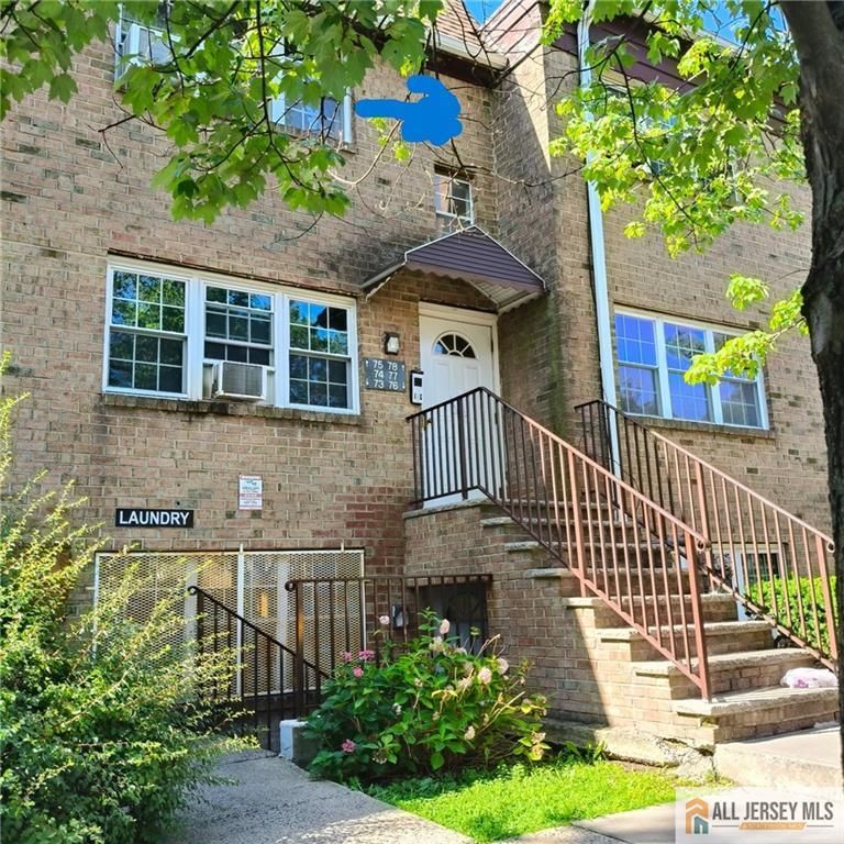 78 College Drive 78, Edison, NJ 08817