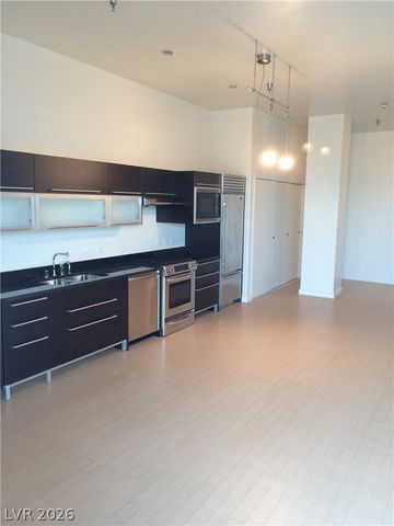 200 HOOVER Avenue 1910, Las Vegas, NV 89101