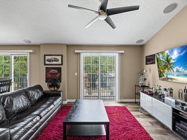 6774 BREEZY PALM DRIVE, Riverview, FL 33578