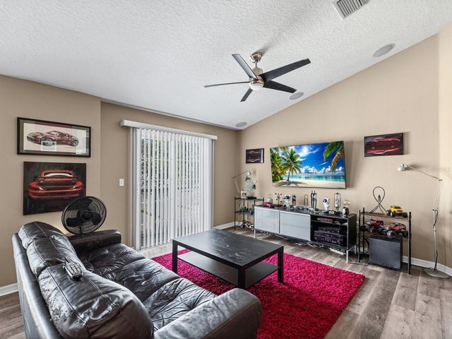 6774 BREEZY PALM DRIVE, Riverview, FL 33578