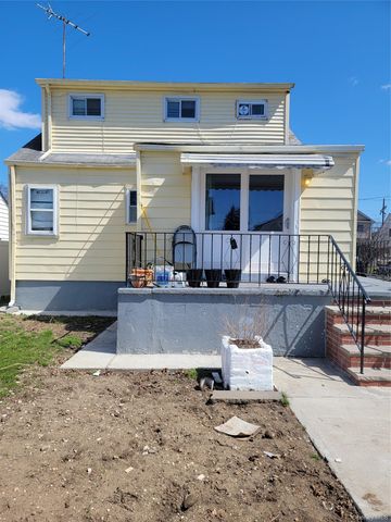 521 N 7th Street, New Hyde Park, NY 11040