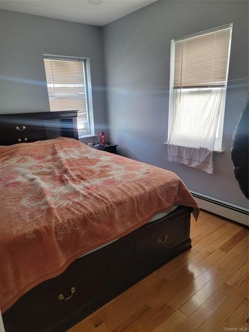 521 N 7th Street, New Hyde Park, NY 11040