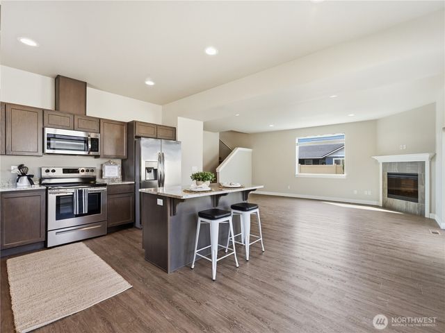 2263 S Melody Lane, East Wenatchee, WA 98802