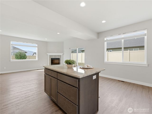 2263 S Melody Lane, East Wenatchee, WA 98802