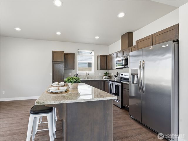 2263 S Melody Lane, East Wenatchee, WA 98802