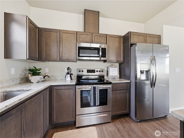 2263 S Melody Lane, East Wenatchee, WA 98802