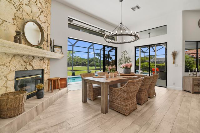 1902 S CLUB Drive, Wellington, FL 33414