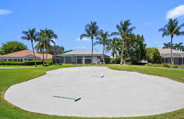 1902 S CLUB Drive, Wellington, FL 33414