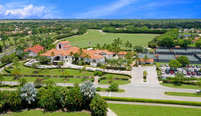 1902 S CLUB Drive, Wellington, FL 33414