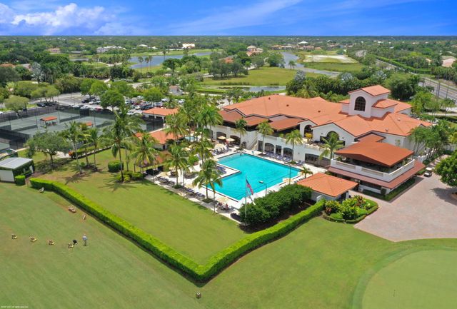 1902 S CLUB Drive, Wellington, FL 33414