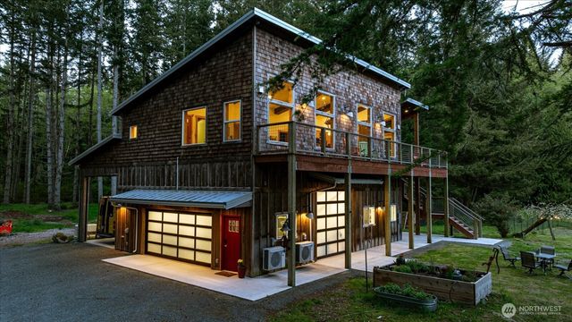 5287 Maxwelton Road, Langley, WA 98260