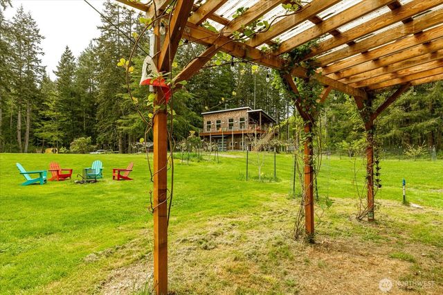 5287 Maxwelton Road, Langley, WA 98260