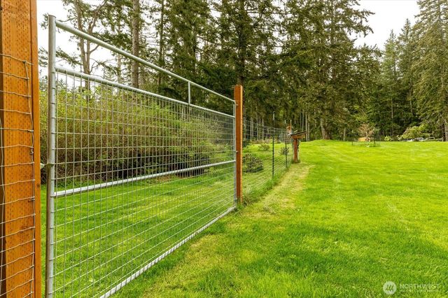 5287 Maxwelton Road, Langley, WA 98260