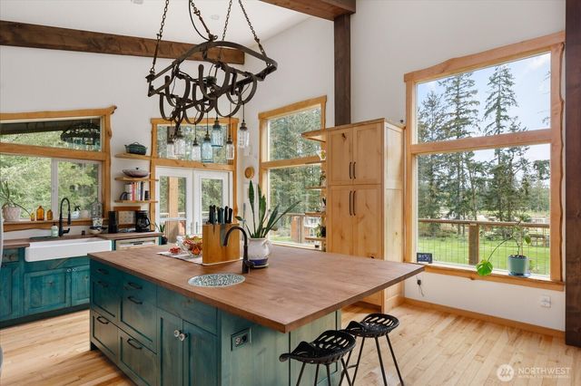 5287 Maxwelton Road, Langley, WA 98260