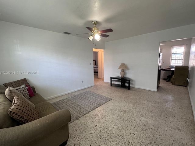 11016 SW 7, Miami, FL 33174
