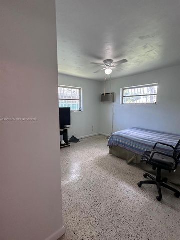 11016 SW 7, Miami, FL 33174