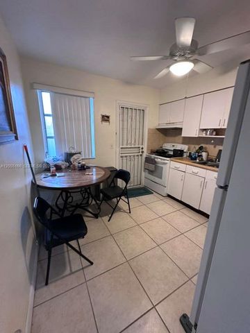 11016 SW 7, Miami, FL 33174