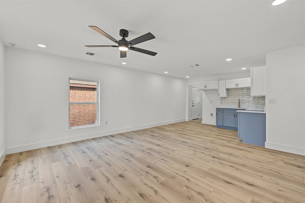 3113 Avenue I, Fort Worth, TX 76105 — photo 4