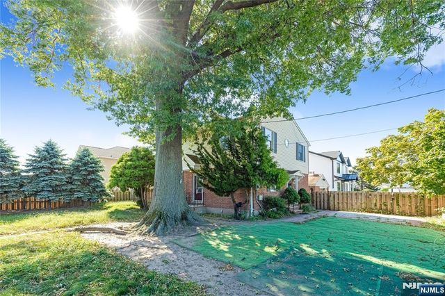 384 Main Avenue, Wallington, NJ 07057