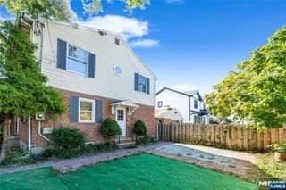 384 Main Avenue, Wallington, NJ 07057